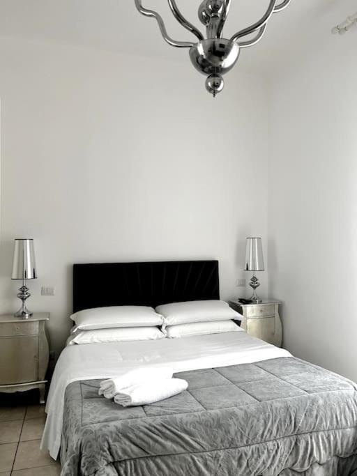 Hotel Virginia Apartaments - Stazione Termini Roma Exterior foto