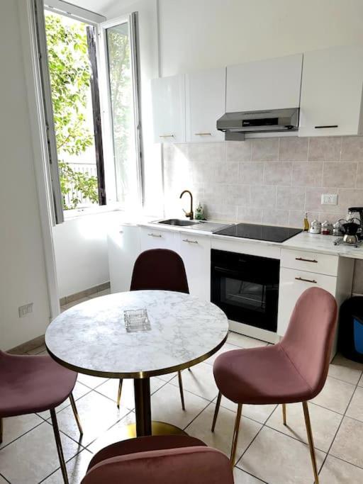 Hotel Virginia Apartaments - Stazione Termini Roma Exterior foto